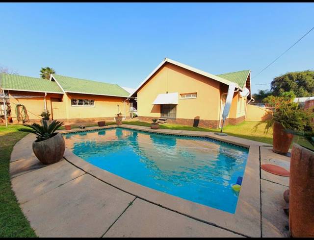 3 BEDROOM HOUSE FOR SALE IN DORANDIA